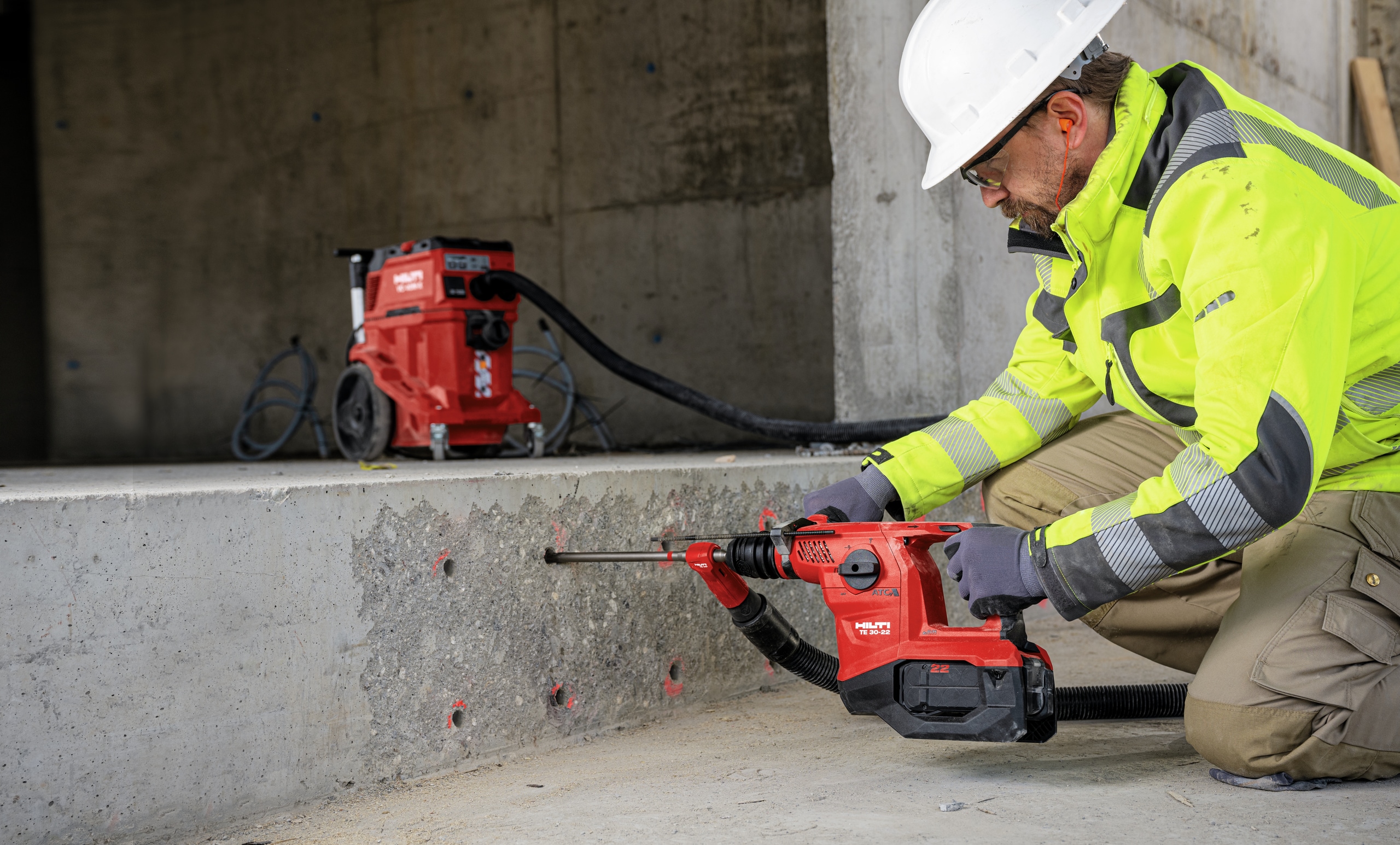 Hilti battery outlet drill machine