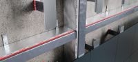 CFS-VB E60 Cavity barrier 25mm air gap Pre-formed fire cavity barrier for rainscreen cladding with 60 minutes of fire integrity and air gaps up to 25 mm Applications 2